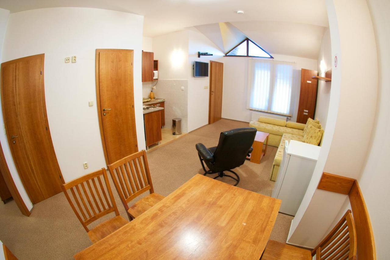 Apartmany Biela Put 17 - 18 Демановска Долина Екстериор снимка